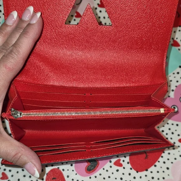 Louis Vuitton Coquelicot Epi Leather Twist Wallet - Picture 6 of 7